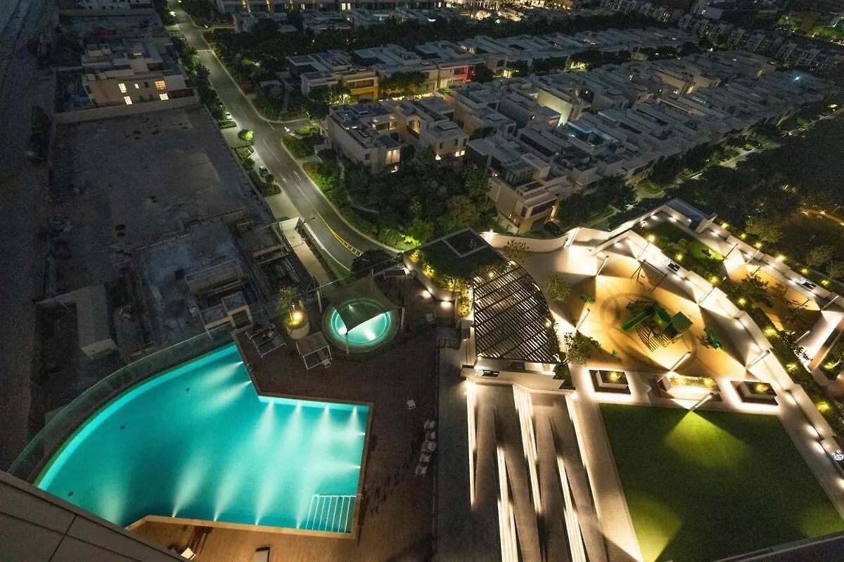 Sobha Waves Grande Big 1Br Apt Burj Khalifa Views! Dubai 0*,