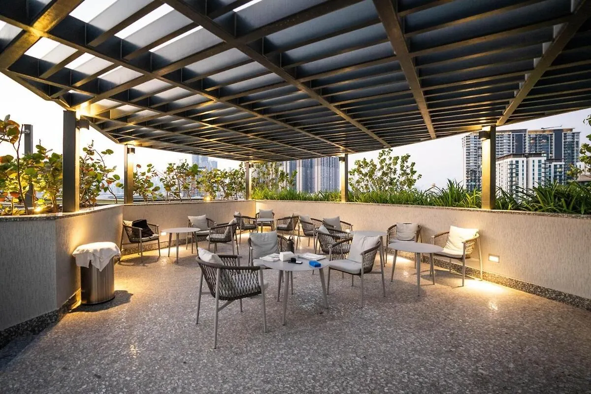 Sobha Waves Grande Big 1Br Apt Burj Khalifa Views! Dubai 0*,  United Arab Emirates