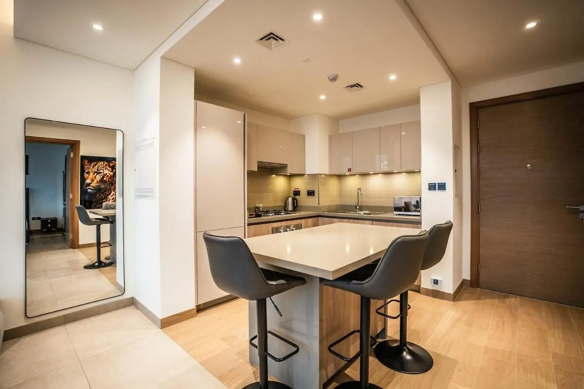Sobha Waves Grande Big 1Br Apt Burj Khalifa Views! Dubaj Apartament